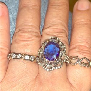 Silver ring Blue gemstone with crystal